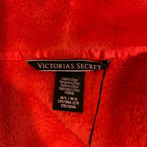 Victoria's Secret Robe Womens M Medium Red Plush Fuzzy Open Front Short *READ - Picture 9 of 16